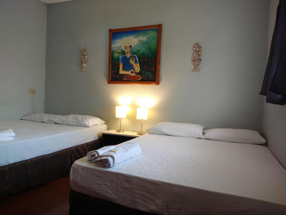Отель Harvest House Nicaragua Леон Экстерьер фото