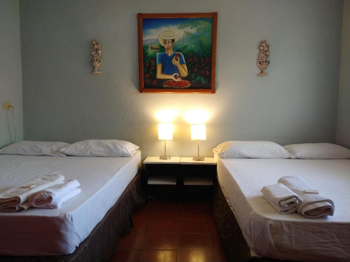 Отель Harvest House Nicaragua Леон Экстерьер фото